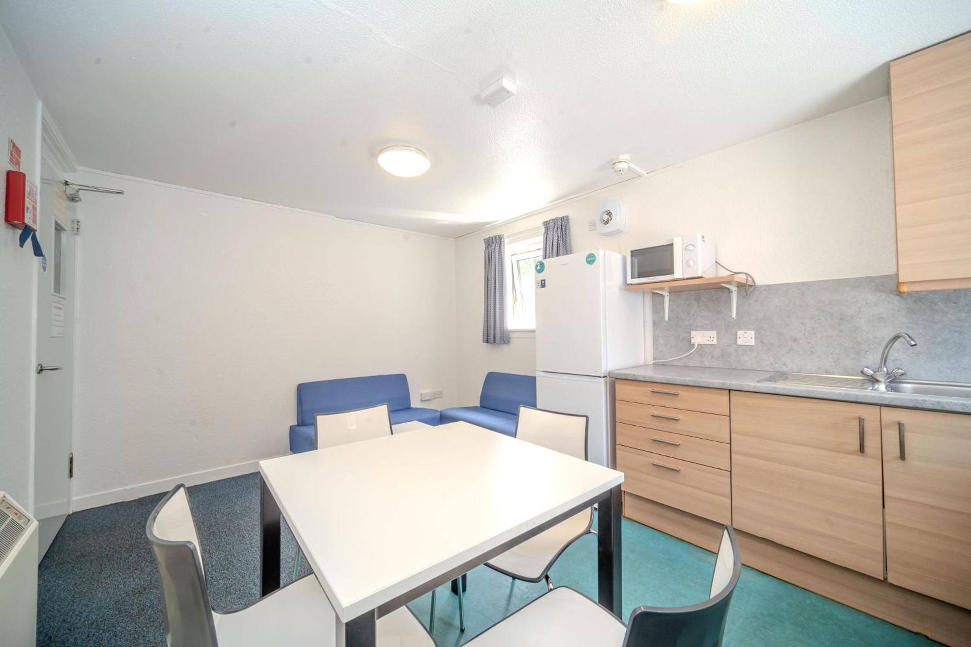 Joivy Budget 4,5 And 6 Bed Private Flats, In Historic Old Town (Adults Only) Edinburgh Luaran gambar