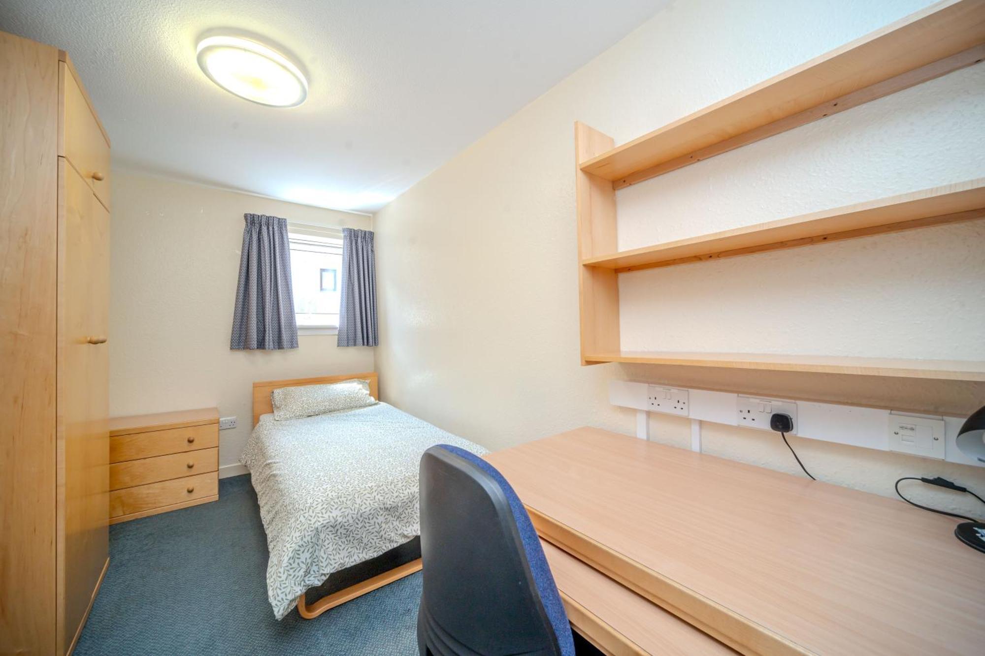 Joivy Budget 4,5 And 6 Bed Private Flats, In Historic Old Town (Adults Only) Edinburgh Luaran gambar